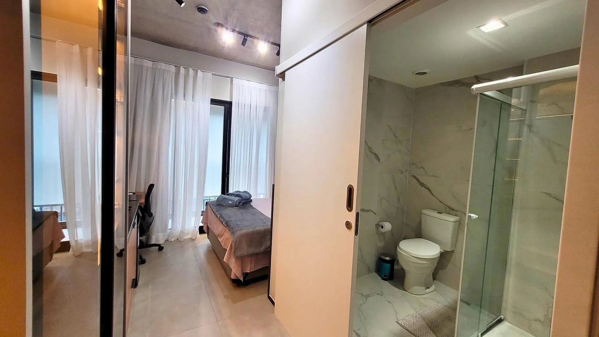Booksampa Estudio 404 Pra Vc Q Vai Na Av Paulista São Paulo 0*,